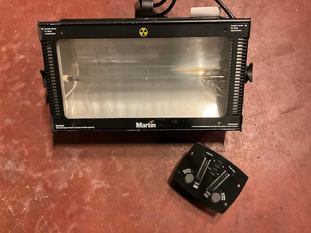 Martin atomic 3000 stroboscoop - afbeelding 1 van  3