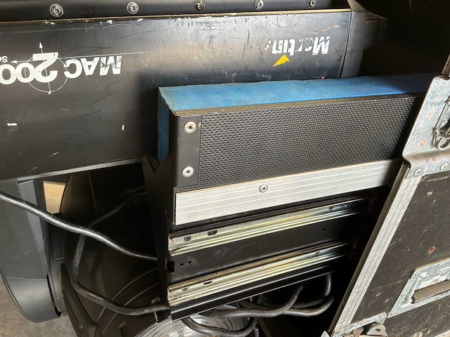 Martin mac 2000 lyre in één stuk - afbeelding 10 van  10