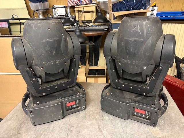 Martin mac 300 movingheads - various light equipment (2x) - afbeelding 1 van  6