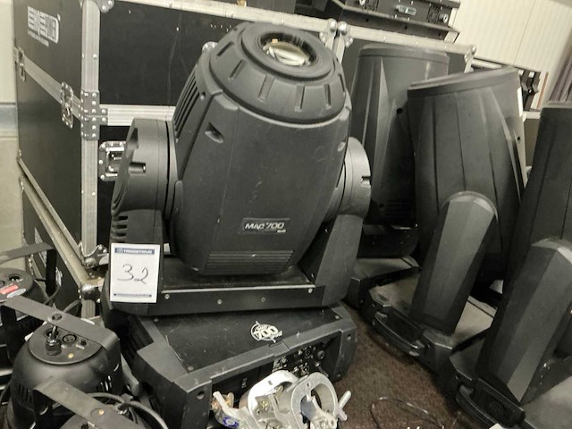 Martin mac 700 moving head - afbeelding 1 van  4