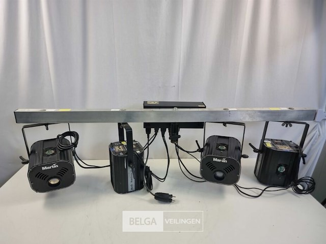 Martin robocolor ii fourbar incl. controller - afbeelding 1 van  6