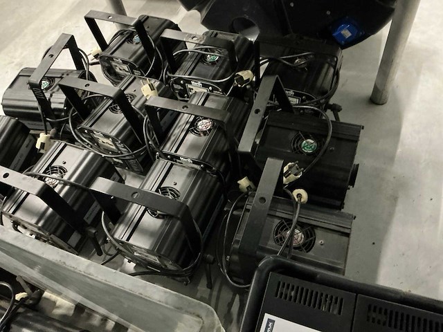 Martin robolcolor 3 lampen (16x) - afbeelding 2 van  4