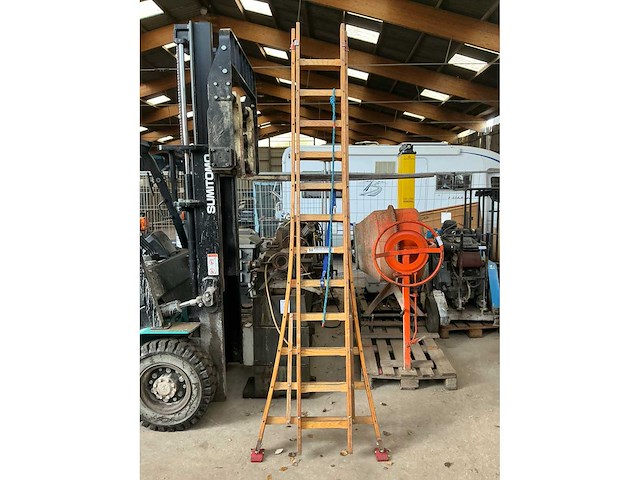 Martin t12 2 delige houten ladder - afbeelding 1 van  5