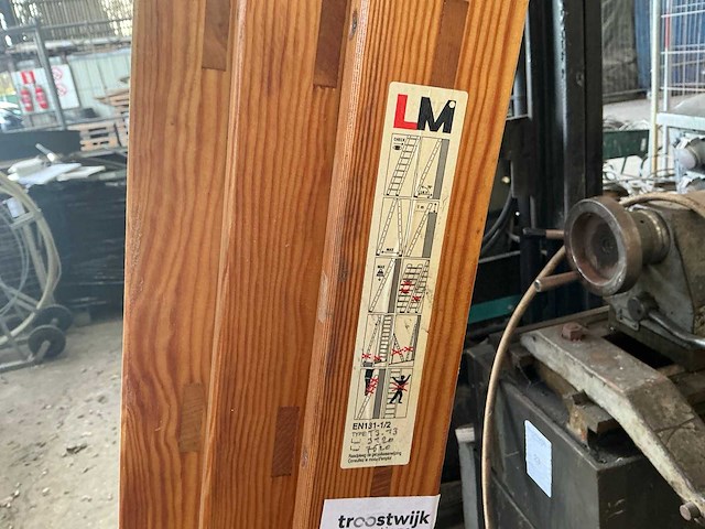 Martin t3 3 delige houten ladder - afbeelding 4 van  4