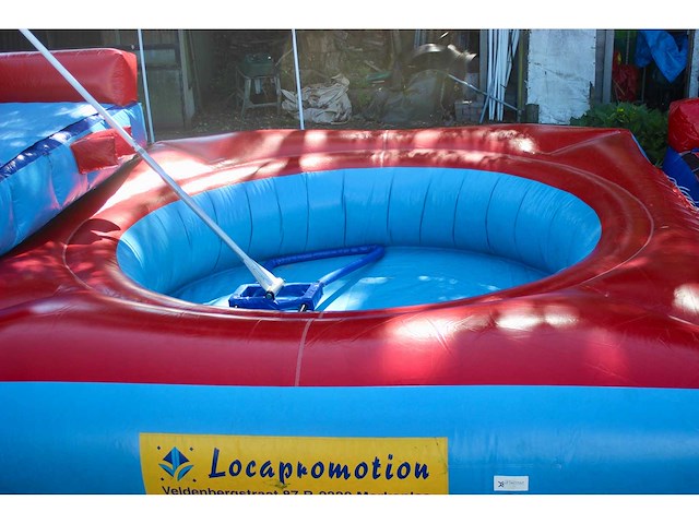 Mas friesland springkussen “fierljeppen" - afbeelding 4 van  6