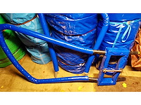 Mas friesland springkussen “fierljeppen" - afbeelding 6 van  6