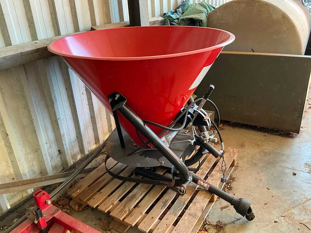 Maschio gaspardo furbo 500 gedragen kunstmeststrooier - afbeelding 1 van  3