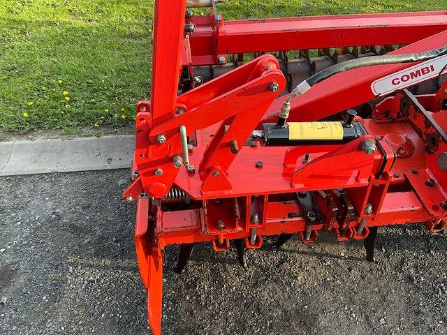 Maschio orso 3000 met gaspardo alitalia opbouw zaaicombinatie - afbeelding 78 van  82