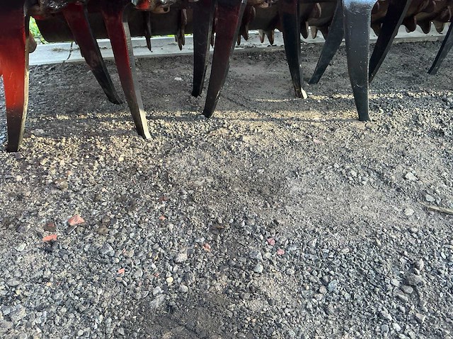 Maschio orso 3000 met gaspardo alitalia opbouw zaaicombinatie - afbeelding 13 van  76