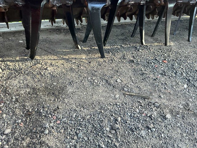 Maschio orso 3000 met gaspardo alitalia opbouw zaaicombinatie - afbeelding 77 van  82