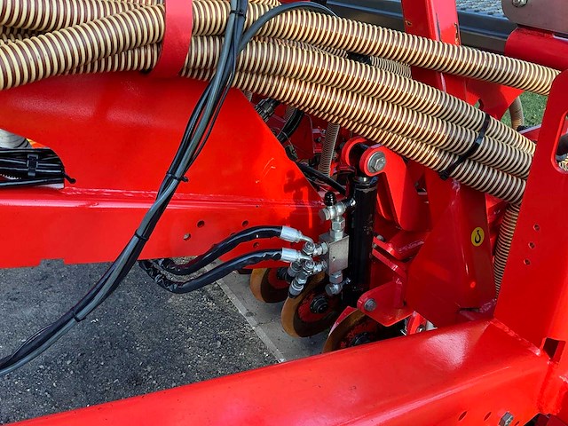 Maschio orso 3000 met gaspardo alitalia opbouw zaaicombinatie - afbeelding 35 van  76