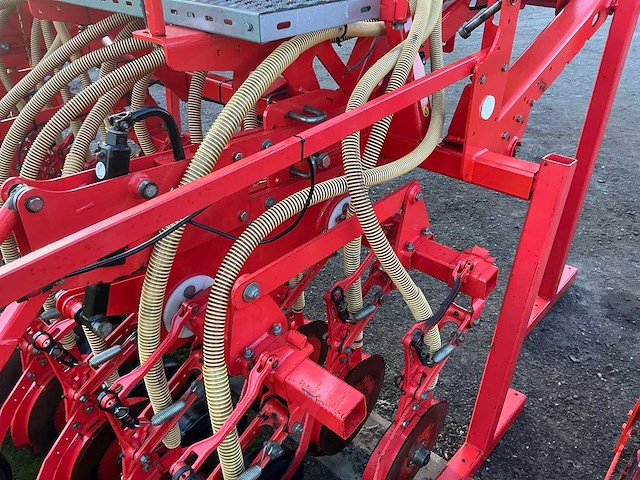 Maschio orso 3000 met gaspardo alitalia opbouw zaaicombinatie - afbeelding 66 van  76