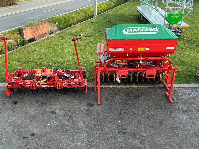Maschio orso 3000 met gaspardo alitalia opbouw zaaicombinatie - afbeelding 72 van  76