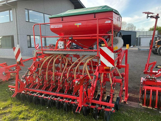 Maschio orso 3000 met gaspardo alitalia opbouw zaaicombinatie - afbeelding 54 van  82