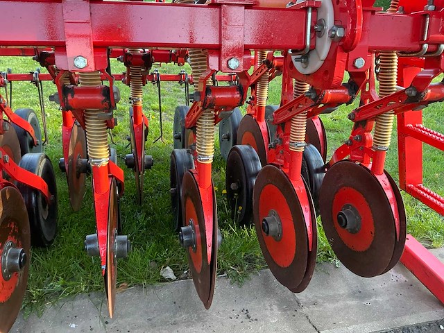 Maschio orso 3000 met gaspardo alitalia opbouw zaaicombinatie - afbeelding 62 van  82