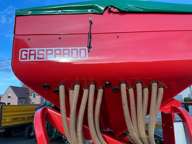 Maschio orso 3000 met gaspardo alitalia opbouw zaaicombinatie - afbeelding 68 van  82