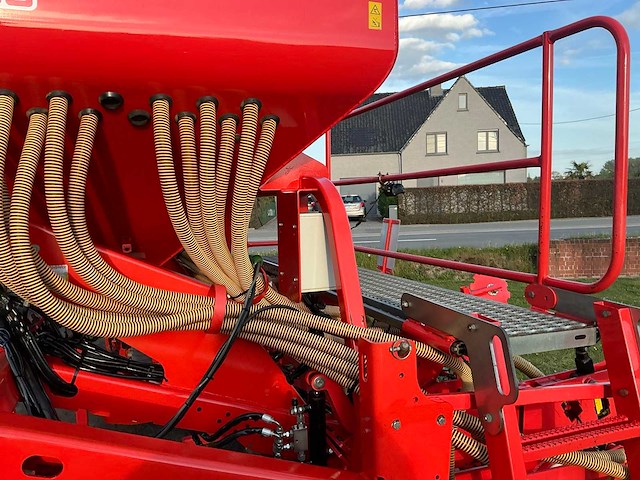 Maschio orso 3000 met gaspardo alitalia opbouw zaaicombinatie - afbeelding 34 van  82