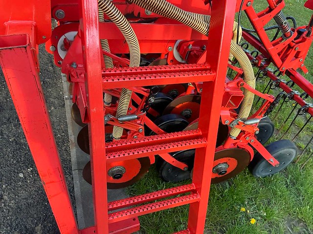 Maschio orso 3000 met gaspardo alitalia opbouw zaaicombinatie - afbeelding 35 van  82