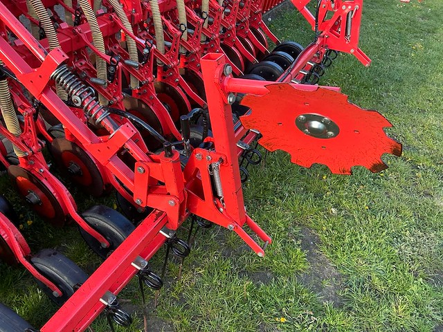 Maschio orso 3000 met gaspardo alitalia opbouw zaaicombinatie - afbeelding 65 van  82