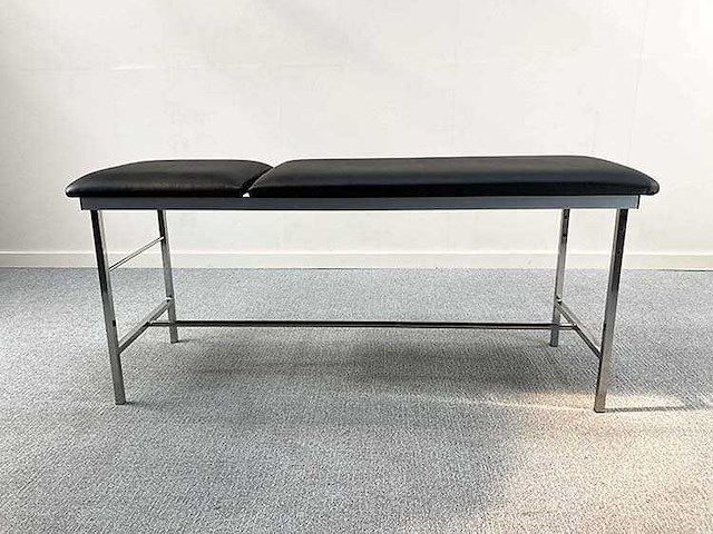 Massage table - afbeelding 1 van  13