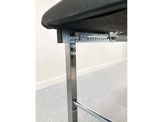 Massage table - afbeelding 13 van  13