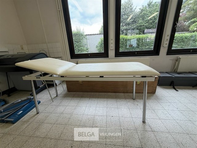 Massagetafel - afbeelding 1 van  4