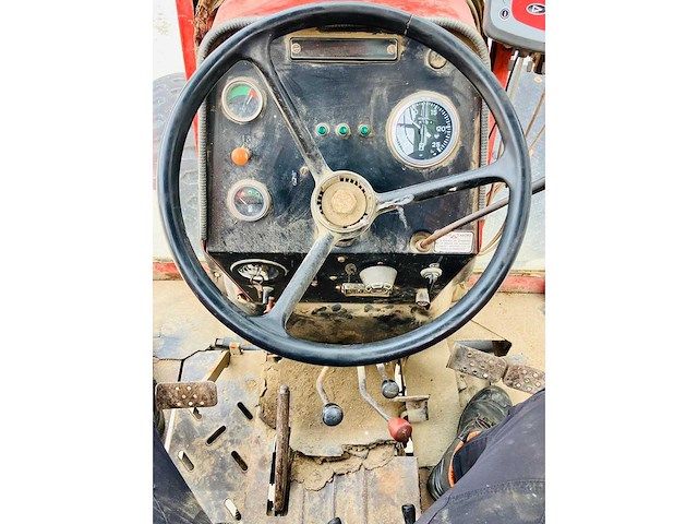 Massey - 298 - 2-wheel drive tractor - afbeelding 7 van  9