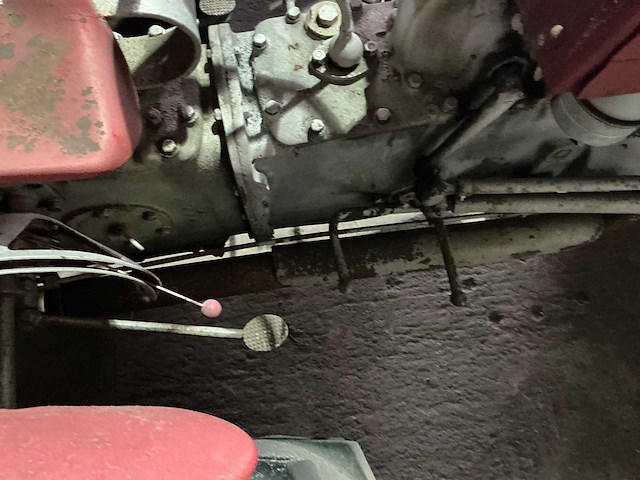 Massey ferguson - vintage tractor - afbeelding 6 van  9