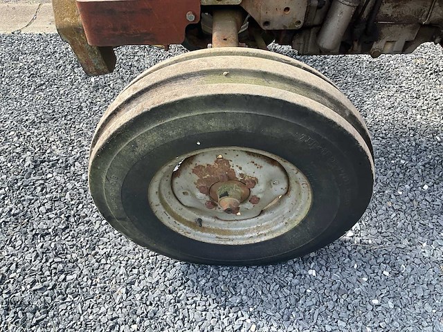 Massey-ferguson 165 vintage tractor - afbeelding 27 van  36