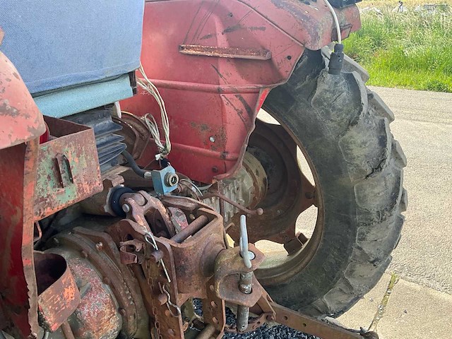Massey-ferguson 165 vintage tractor - afbeelding 29 van  36