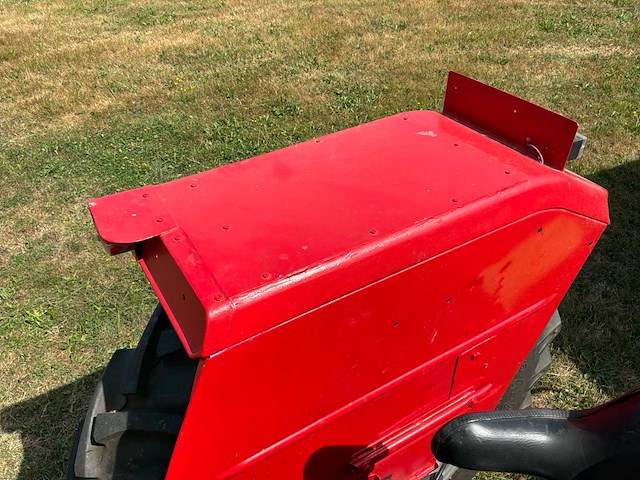 Massey ferguson 185 8s 2wd landbouwtractor - afbeelding 7 van  12