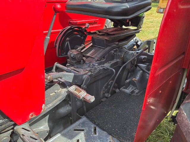 Massey ferguson 185 8s 2wd landbouwtractor - afbeelding 8 van  12
