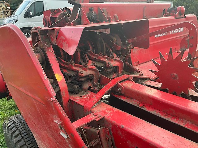 Massey ferguson 20 balenpers - afbeelding 6 van  17