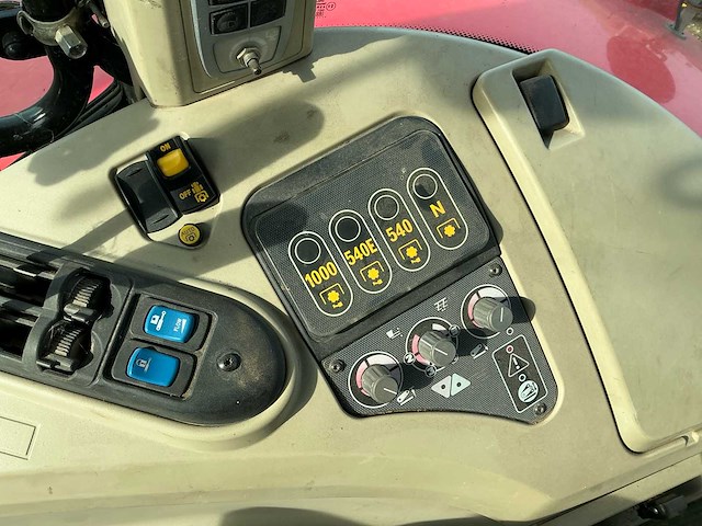 Massey ferguson 2013 7615 dyna vt vierwielaangedreven landbouwtractor - afbeelding 13 van  23