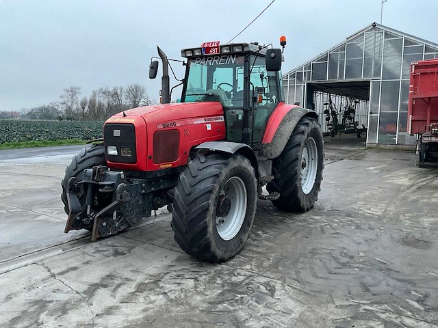 Massey ferguson 8240 vierwielaangedreven landbouwtractor - afbeelding 1 van  23