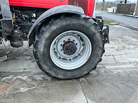 Massey ferguson 8240 vierwielaangedreven landbouwtractor - afbeelding 11 van  23