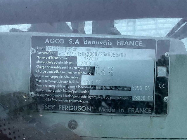 Massey ferguson 8240 vierwielaangedreven landbouwtractor - afbeelding 12 van  23