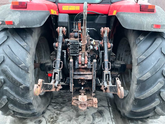 Massey ferguson 8240 vierwielaangedreven landbouwtractor - afbeelding 13 van  23