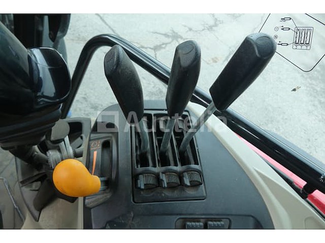 Massey ferguson mf5710 tractor - afbeelding 9 van  83