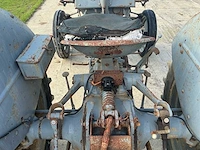 Massey-ferguson te20 oldtimer tractor - afbeelding 8 van  24