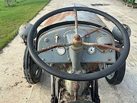 Massey-ferguson te20 oldtimer tractor - afbeelding 7 van  24
