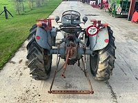 Massey-ferguson te20 oldtimer tractor - afbeelding 19 van  24