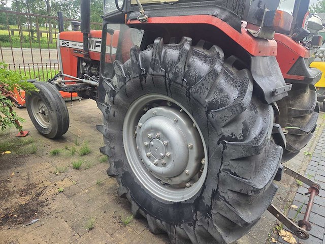 Massey fergusson - 1980 - 260 2rm - oldtimer tractor - afbeelding 15 van  19