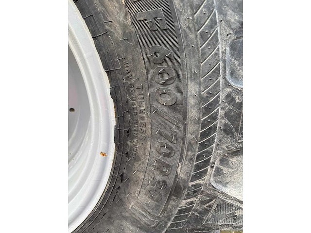 Massey fergusson - mf8240 - 4-wheel drive tractor - 2002 - afbeelding 3 van  18