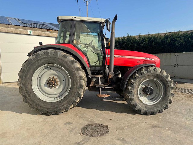Massey fergusson - mf8240 - 4-wheel drive tractor - 2002 - afbeelding 14 van  18