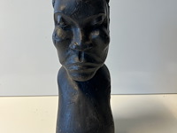 Massief beeldje - afbeelding 1 van  5