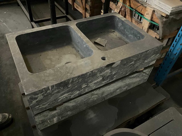 Massief blauwsteen dubbele wastafel - afbeelding 3 van  3