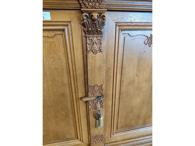 Massief eiken kast met 2 deuren, 2 laden en 2 leggers 200x80x200 cm - afbeelding 5 van  9