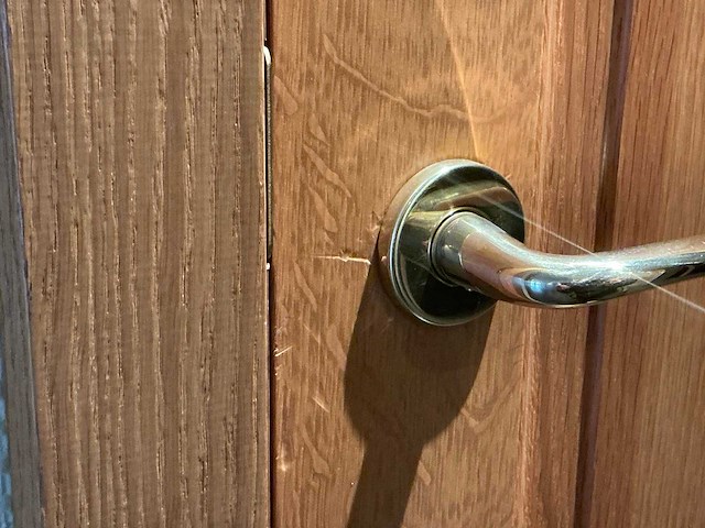 Massief eikenhouten binnendeur - afbeelding 3 van  4