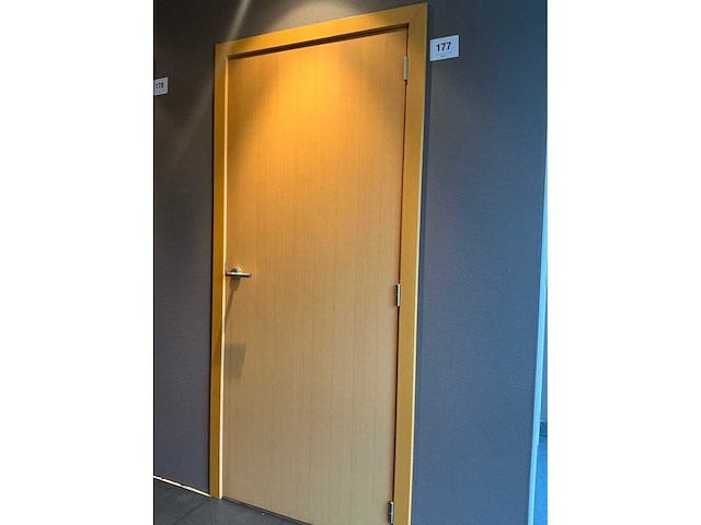 Massief houten binnendeur - afbeelding 1 van  5